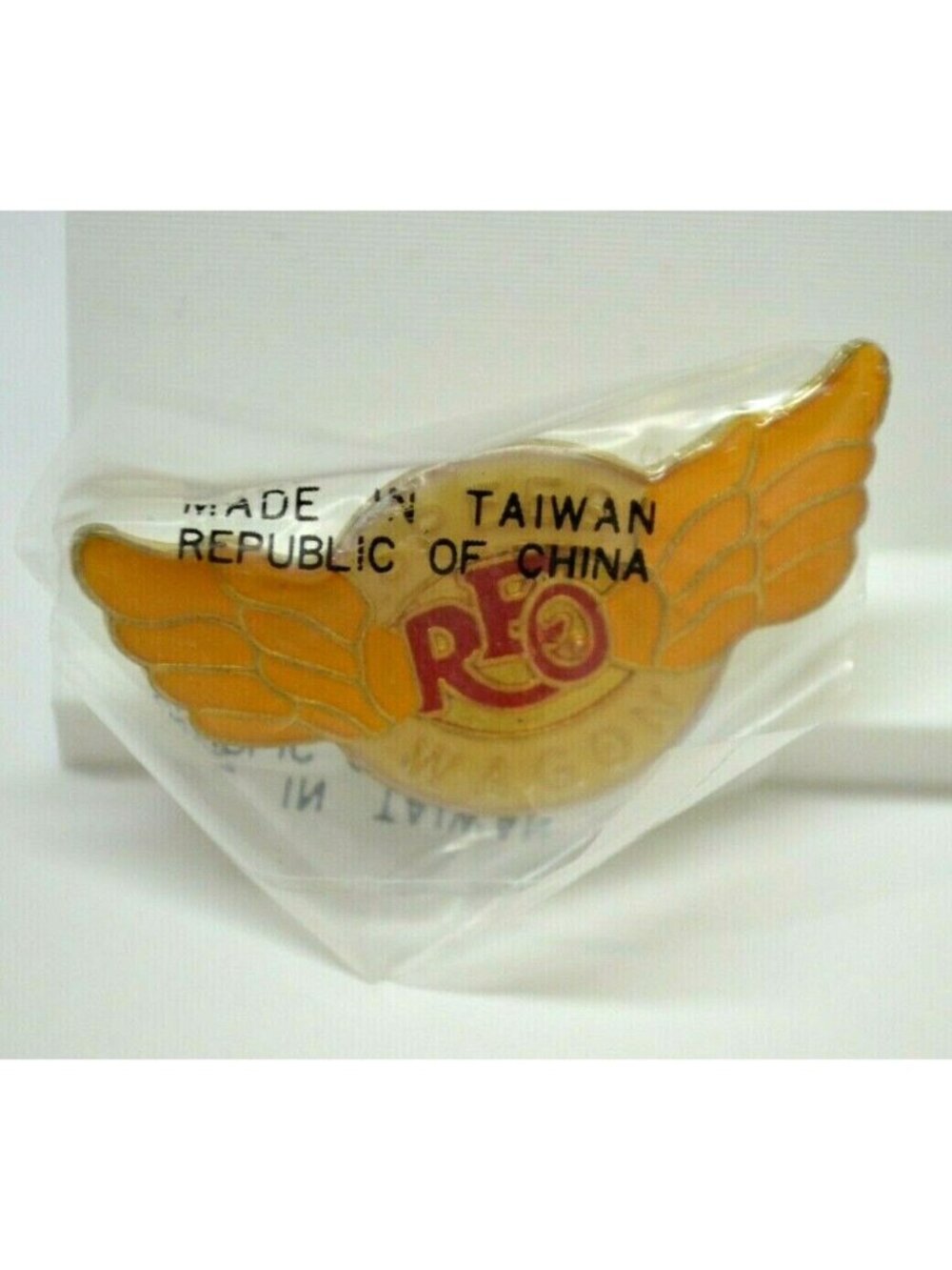 Vintage REO Speedwagon Pin Rock Roll Music Gold Tone Enamel Lapel Hat Bag Gear